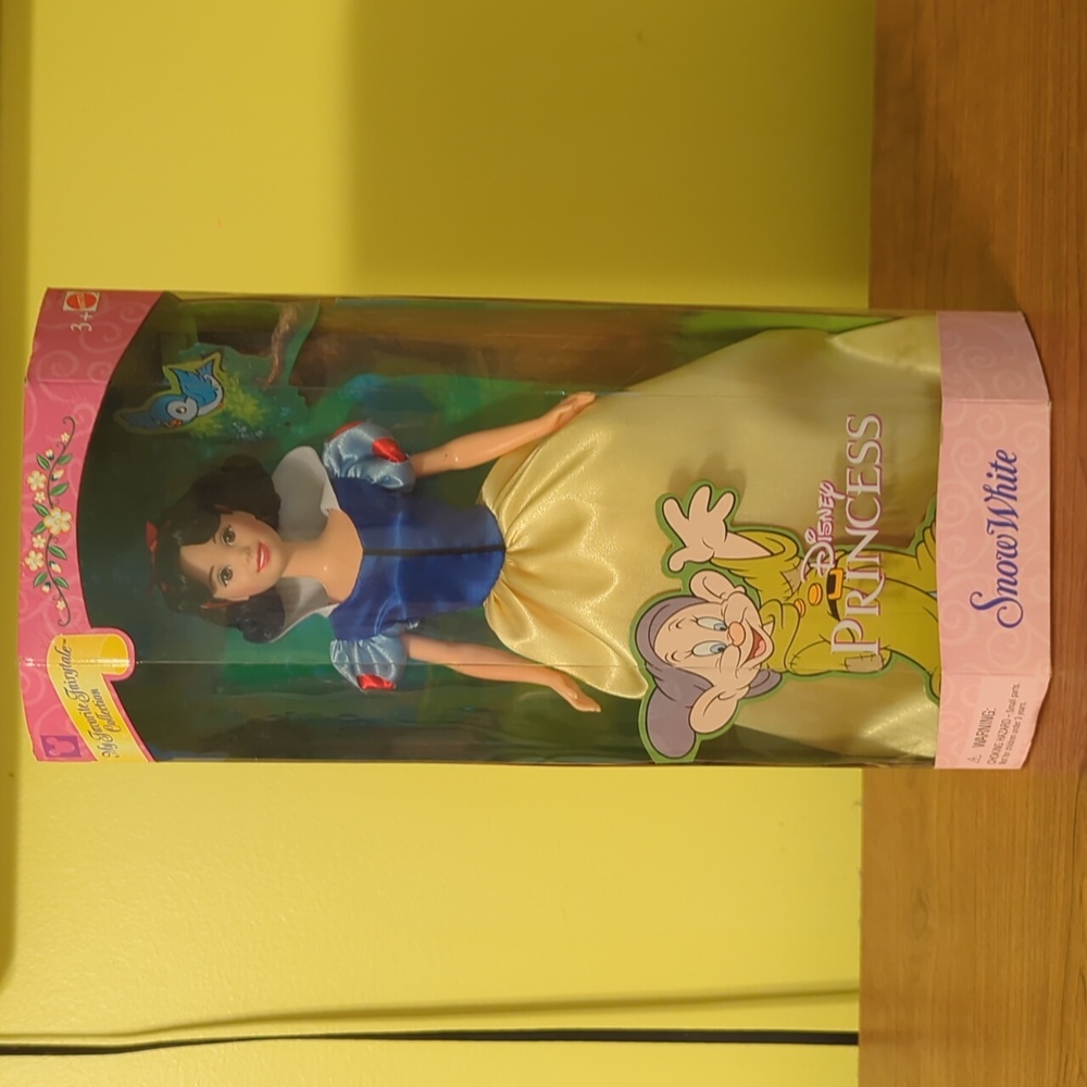 Snow White Disney Princess Doll